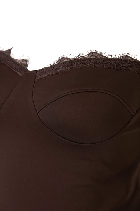 Trendyol Curve Damen Braun Einfarbig Ärmellos Tailliert Große Größen Blusen - Image 5