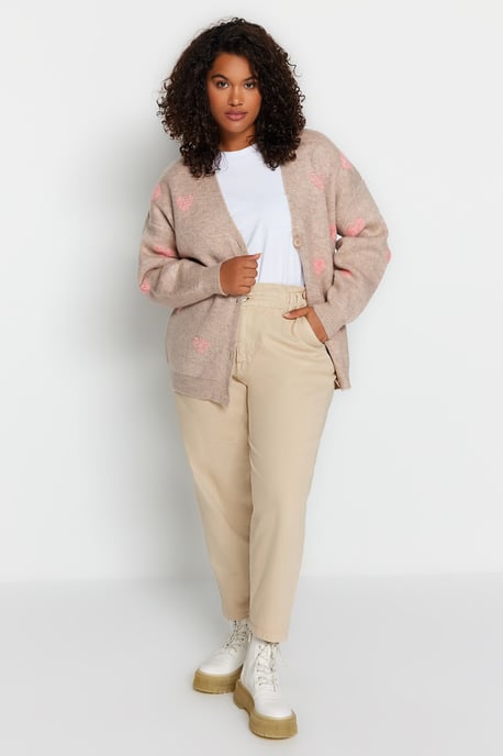 Trendyol Curve Damen Ecru Herz Lang Relaxed Fit Große Größen Cardigans - Image 6