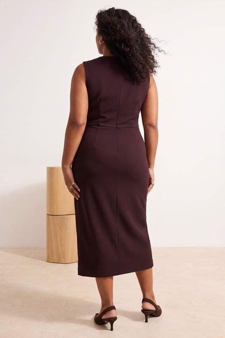 Trendyol Curve Damen Braun Einfarbig Maxi Ärmellos Abend / Alltag Bodycon Große Größen Kleid - Image 3