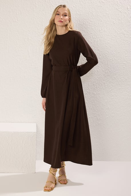 Trendyol Modest Damen Braun Einfarbig Maxi Lang Casual Skater Modest Kleider - Image 4