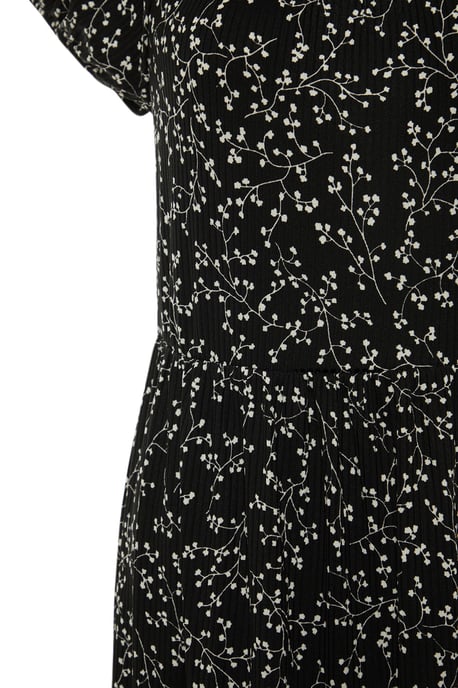 Trendyol Curve Damen Schwarz Geblümt Maxi Kurz Elegant/Abend A-Linie Große Größen Kleid - Image 5