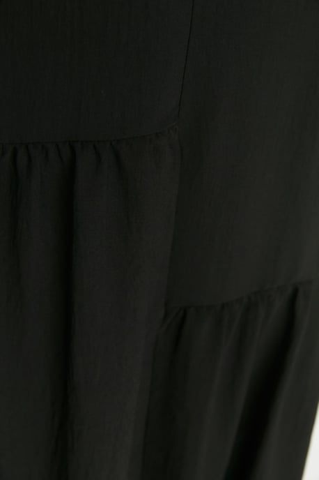 Trendyol Curve Damen Schwarz Einfarbig Maxi Kurz Casual A-Linie Große Größen Kleid - Image 3