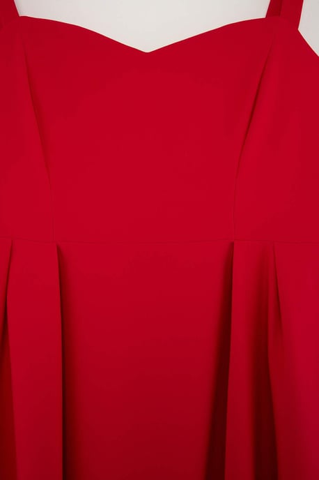 Trendyol Curve Damen Rot Einfarbig Maxi Ärmellos Party A-Linie Große Größen Kleid - Image 4