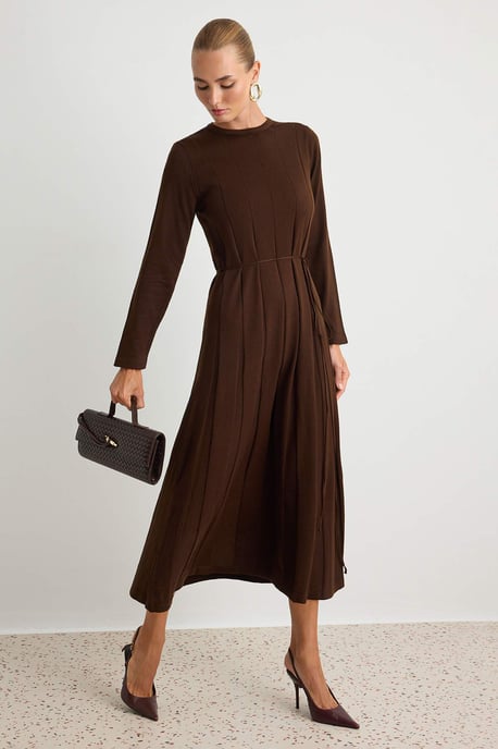 Trendyol Modest Damen Braun Einfarbig Maxi Lang Casual A-Linie Modest Kleider - Image 4