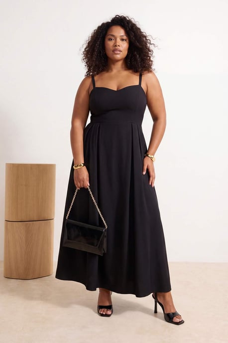 Trendyol Curve Damen Schwarz Einfarbig Maxi Ärmellos Party A-Linie Große Größen Kleid - Image 6