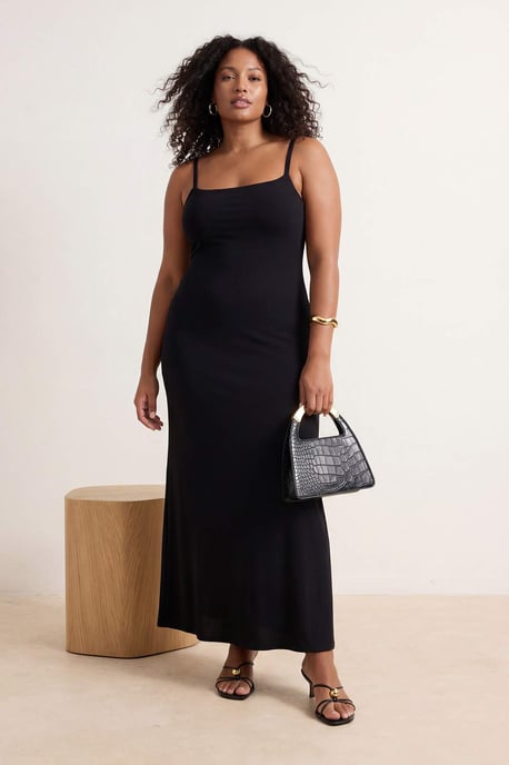Trendyol Curve Damen Schwarz Einfarbig Maxi Ärmellos Casual Meerjungfrau Große Größen Kleid - Image 2