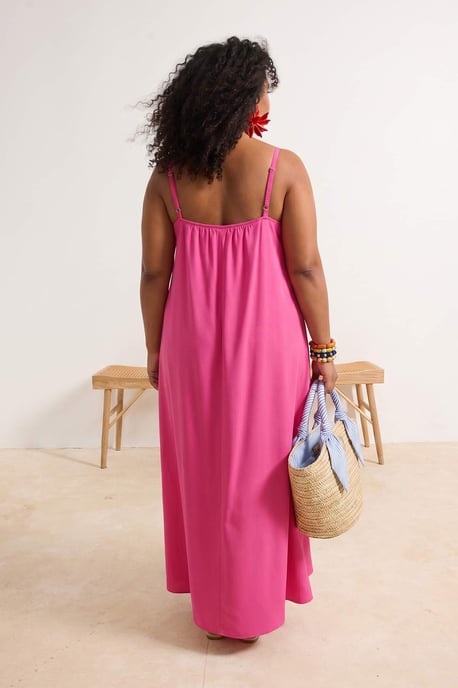 Trendyol Curve Damen Rosa Einfarbig Maxi Ärmellos Strandmode A-Linie Große Größen Kleid - Image 2
