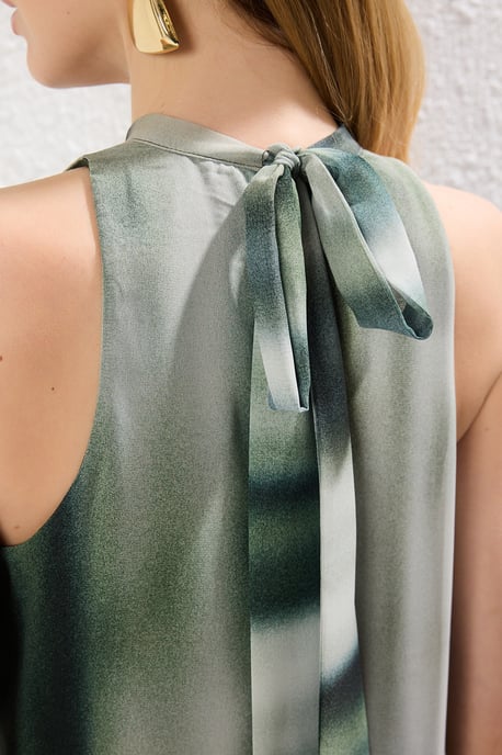 TRENDYOLMİLLA Damen Grün Abstrakt Maxi Ärmellos Abend / Alltag Gerade Kleider - Image 2