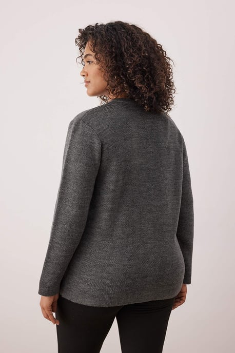 Trendyol Curve Damen Grau Einfarbig Lang Regular Fit Große Größen Cardigans - Image 3