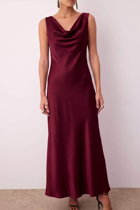 TRENDYOLMİLLA Damen Rot Einfarbig Maxi Ärmellos Elegant/Abend A-Linie Kleider - Image 2