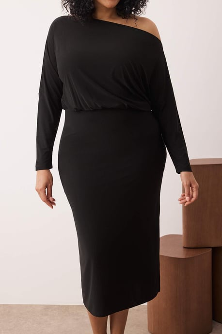 Trendyol Curve Damen Schwarz Einfarbig Maxi Lang Casual Bodycon Große Größen Kleid - Image 2