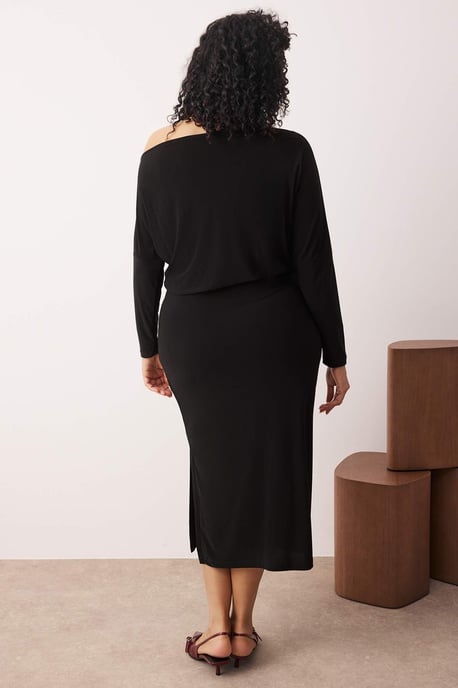 Trendyol Curve Damen Schwarz Einfarbig Maxi Lang Casual Bodycon Große Größen Kleid - Image 3