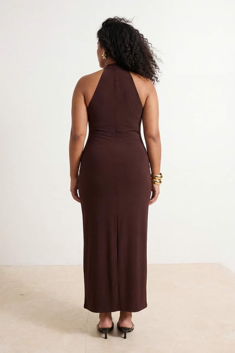 Trendyol Curve Damen Braun Einfarbig Maxi Ärmellos Casual Bodycon Große Größen Kleid - Image 4