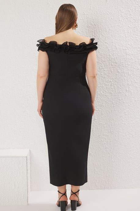 Trendyol Curve Damen Schwarz Einfarbig Maxi Ärmellos Elegant/Abend A-Linie Große Größen Kleid - Image 4