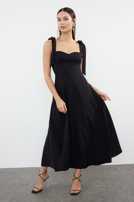 TRENDYOLMİLLA Damen Schwarz Einfarbig Maxi Ärmellos Elegant/Abend Skater Kleider - Image 5