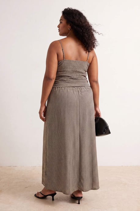Trendyol Curve Damen Schwarz Kariert Maxi Ärmellos A-Linie Große Größen Kleid - Image 2
