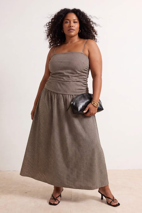 Trendyol Curve Damen Schwarz Kariert Maxi Ärmellos A-Linie Große Größen Kleid - Image 6