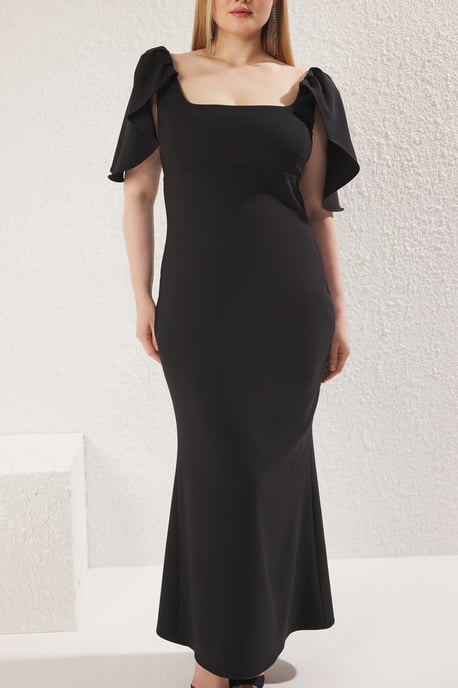 Trendyol Curve Damen Schwarz Einfarbig Maxi Kurz Elegant/Abend A-Linie Große Größen Kleid - Image 2