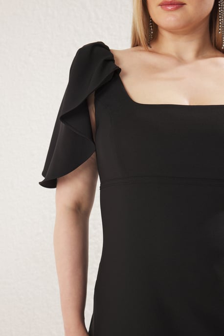 Trendyol Curve Damen Schwarz Einfarbig Maxi Kurz Elegant/Abend A-Linie Große Größen Kleid - Image 3