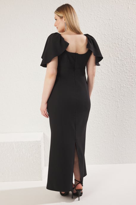 Trendyol Curve Damen Schwarz Einfarbig Maxi Kurz Elegant/Abend A-Linie Große Größen Kleid - Image 4