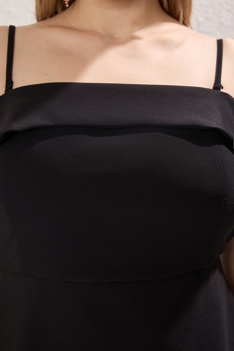 Trendyol Curve Damen Schwarz Einfarbig Maxi Ärmellos Elegant/Abend A-Linie Große Größen Kleid - Image 2