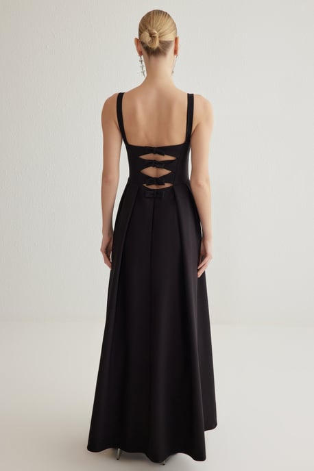 TRENDYOLMİLLA Damen Schwarz Einfarbig Maxi Ärmellos Abschluss / Ball Skater Abend & Ball Kleid - Image 4