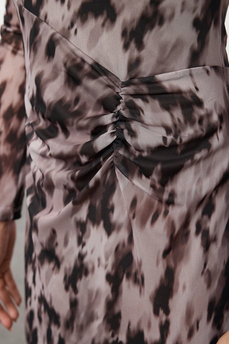 TRENDYOLMİLLA Damen Braun Geblümt Maxi Lang Casual A-Linie Kleider - Image 3