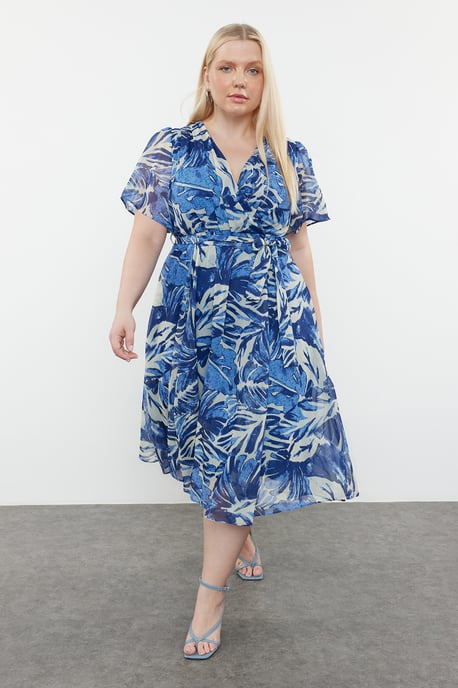 Trendyol Curve Damen Blau Geblümt Maxi Kurz Casual A-Linie Große Größen Kleid - Image 6