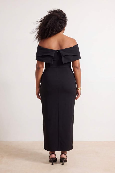 Trendyol Curve Damen Schwarz Einfarbig Maxi Ärmellos Abschluss / Ball Bodycon Große Größen Kleid - Image 3