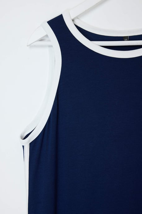 Trendyol Curve Damen Dunkelblau Einfarbig Maxi Ärmellos Casual Gerade Große Größen Kleid - Image 4