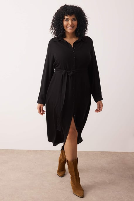 Trendyol Curve Damen Schwarz Einfarbig Maxi Lang Casual Hemdblusenkleid Große Größen Kleid - Image 4