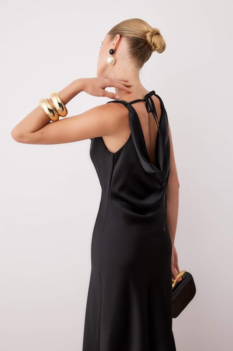 TRENDYOLMİLLA Damen Schwarz Einfarbig Maxi Ärmellos Elegant/Abend A-Linie Kleider - Image 4