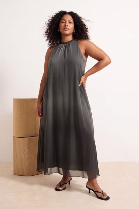 Trendyol Curve Damen Grün Batikmuster Maxi Ärmellos Casual A-Linie Große Größen Kleid - Image 6
