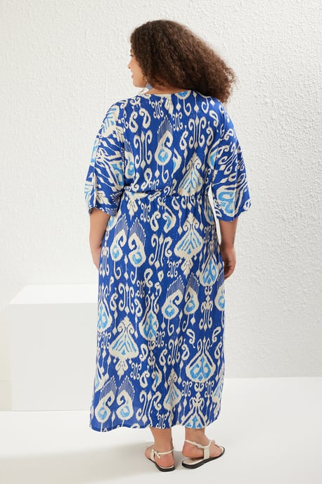 Trendyol Curve Damen Blau Ethno-Muster Maxi Kurz Strandmode A-Linie Große Größen Kleid - Image 4