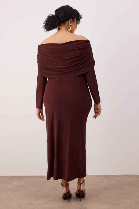 Trendyol Curve Damen Braun Einfarbig Maxi Lang Elegant/Abend A-Linie Große Größen Kleid - Image 4