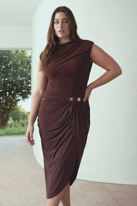 Trendyol Curve Damen Braun Einfarbig Maxi Ärmellos Bodycon Große Größen Kleid - Image 1