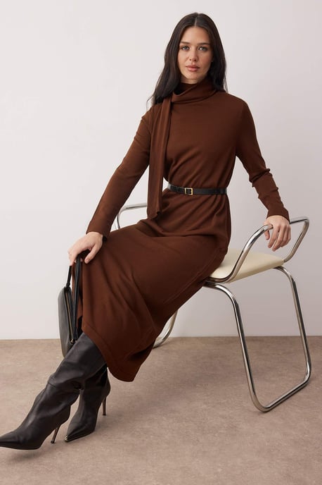 Trendyol Modest Damen Braun Einfarbig Maxi Lang Casual Gerade Modest Kleider - Image 6