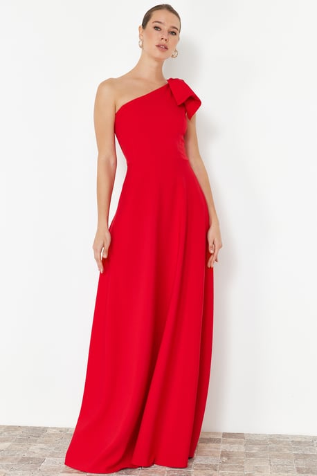 TRENDYOLMİLLA Damen Rot Einfarbig Maxi Ärmellos Abschluss / Ball A-Linie Abend & Ball Kleid - Image 2