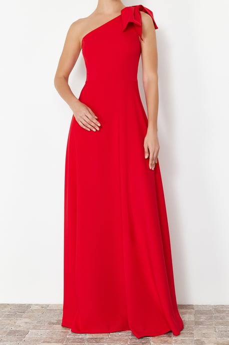 TRENDYOLMİLLA Damen Rot Einfarbig Maxi Ärmellos Abschluss / Ball A-Linie Abend & Ball Kleid - Image 3