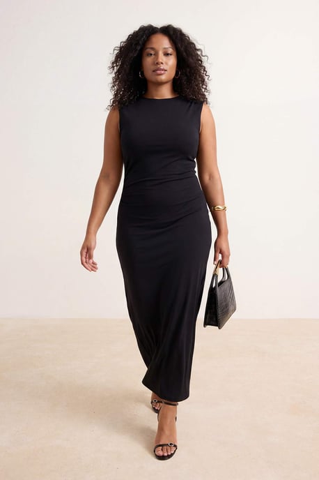 Trendyol Curve Damen Schwarz Einfarbig Maxi Ärmellos Casual Gerade Große Größen Kleid - Image 1