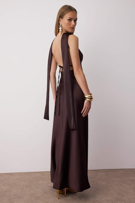 TRENDYOLMİLLA Damen Braun Einfarbig Maxi Ärmellos Elegant/Abend A-Linie Kleider - Image 3