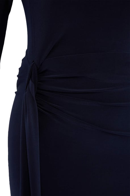 Trendyol Curve Damen Dunkelblau Einfarbig Maxi Ärmellos Gerade Große Größen Kleid - Image 4