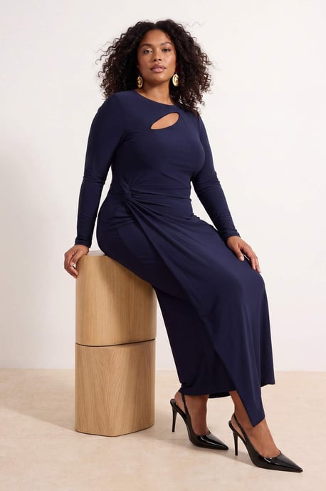 Trendyol Curve Damen Dunkelblau Einfarbig Maxi Ärmellos Gerade Große Größen Kleid - Image 6