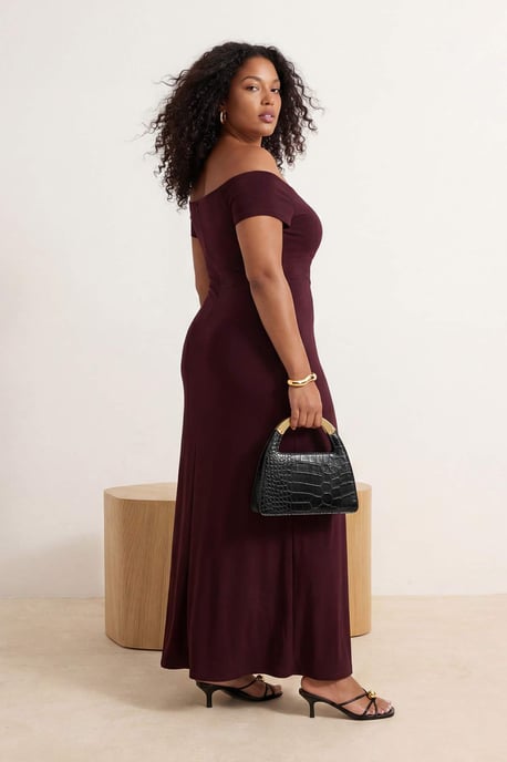 Trendyol Curve Damen Braun Einfarbig Maxi Ärmellos Casual Gerade Große Größen Kleid - Image 6