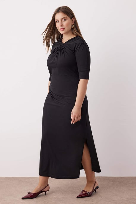 Trendyol Curve Damen Schwarz Einfarbig Maxi Kurz Casual Gerade Große Größen Kleid - Image 6