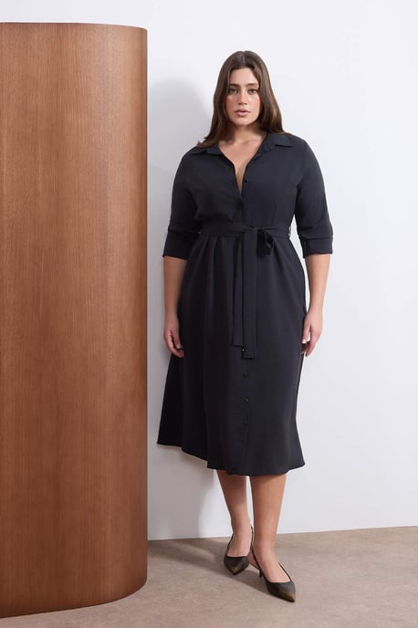 Trendyol Curve Damen Schwarz Einfarbig Maxi Lang Casual Gerade Große Größen Kleid - Image 6