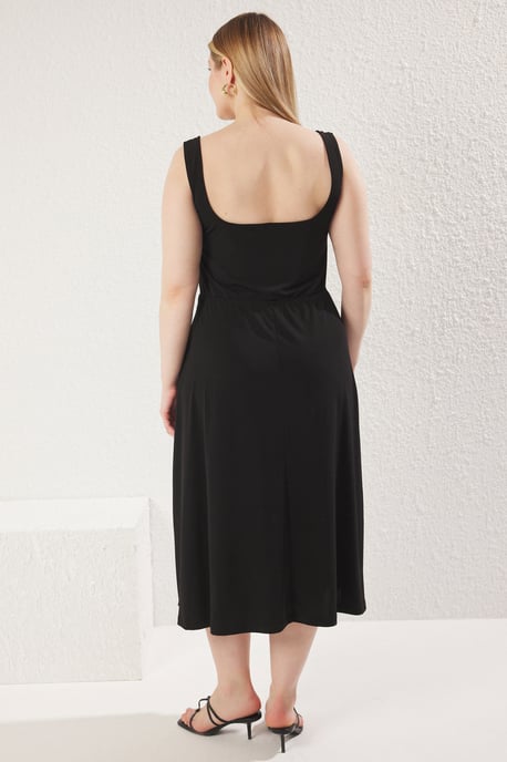 Trendyol Curve Damen Schwarz Einfarbig Maxi Ärmellos Casual Skater Große Größen Kleid - Image 4