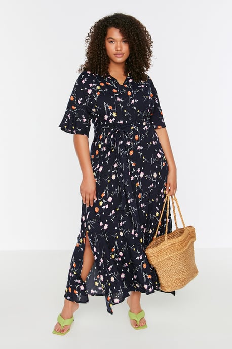 Trendyol Curve Damen Dunkelblau Geblümt Maxi Kurz Casual A-Linie Große Größen Kleid - Image 3