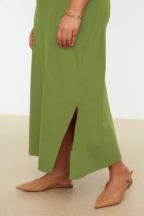 Trendyol Curve Damen Grün Einfarbig Maxi Ärmellos Casual Gerade Große Größen Kleid - Image 5