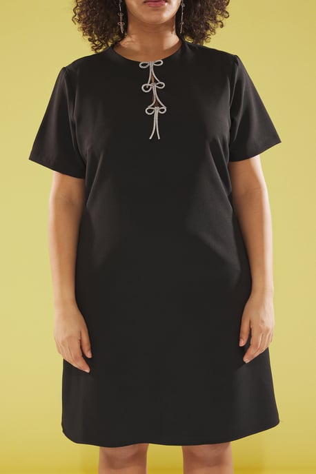 Trendyol Curve Damen Schwarz Einfarbig Midi Kurz Elegant/Abend Gerade Große Größen Kleid - Image 2